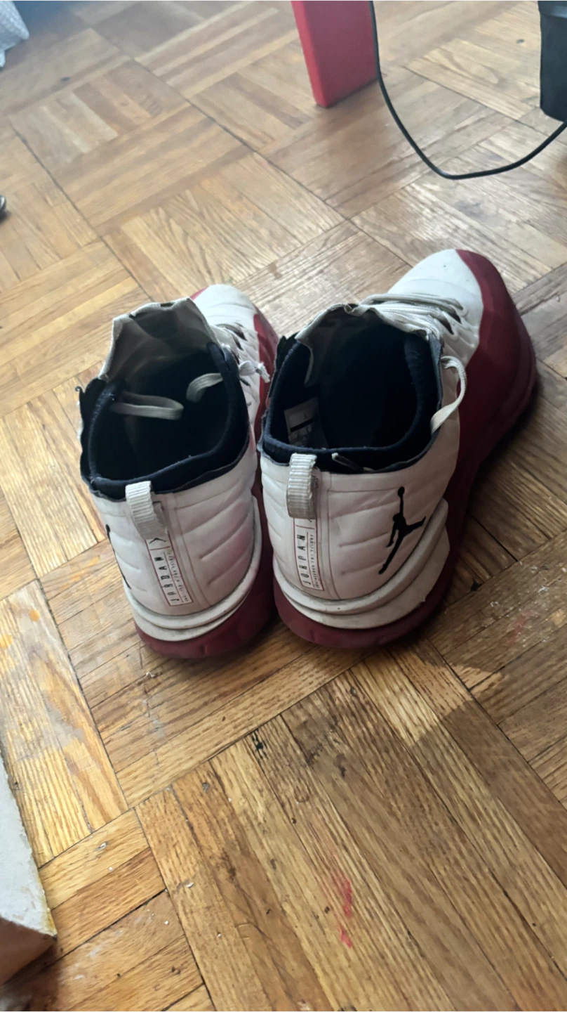 Air Jordan 12 Retro Shoes - photo 3