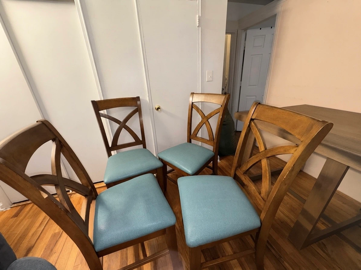 Set of 4 Wood Dining Chairs - photo 2