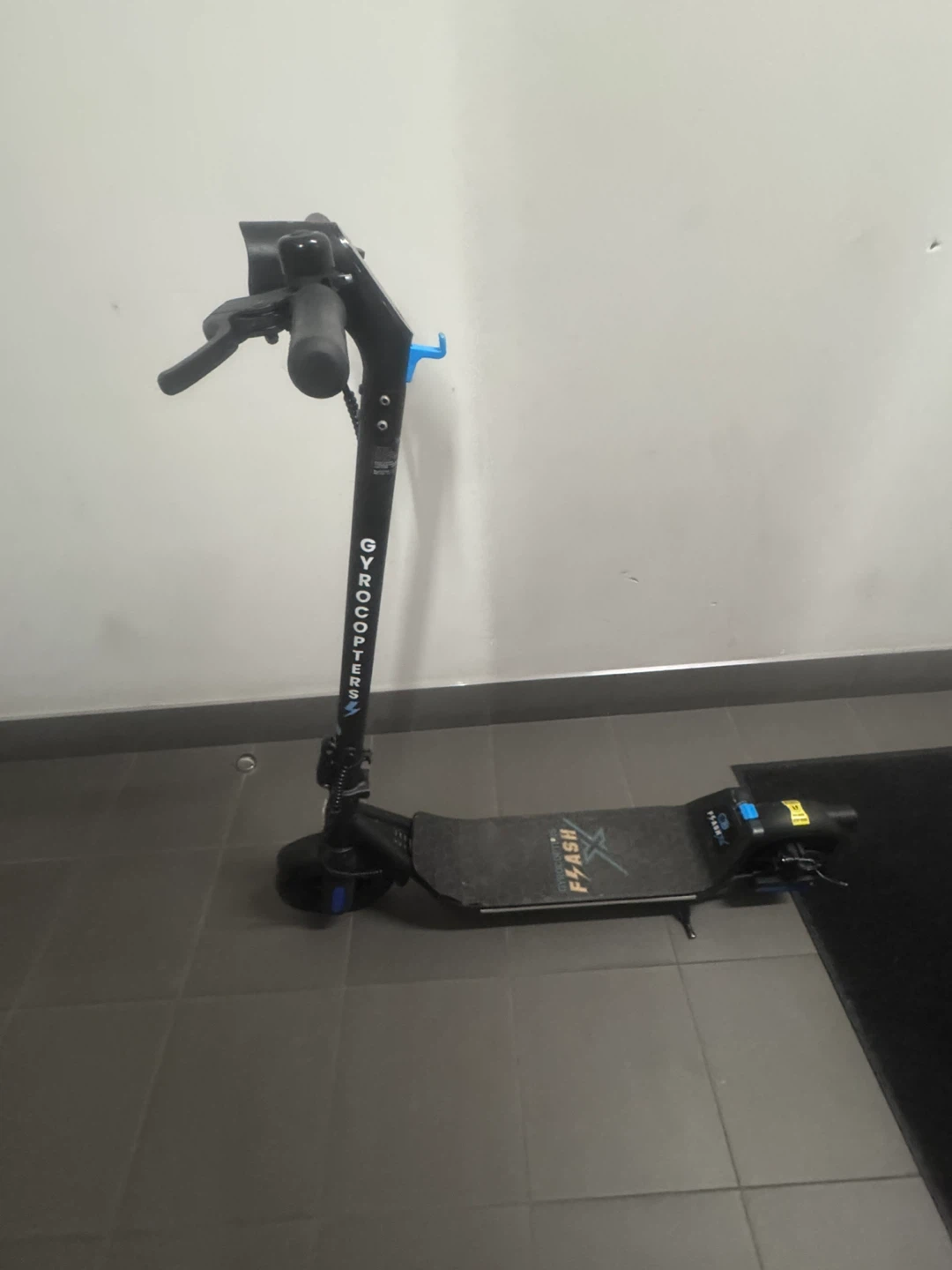 Selling scooter with out charger but condition