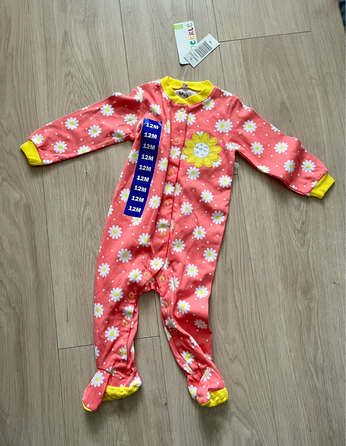 BNWT Pekkles 12 month footed sleeper - photo 2