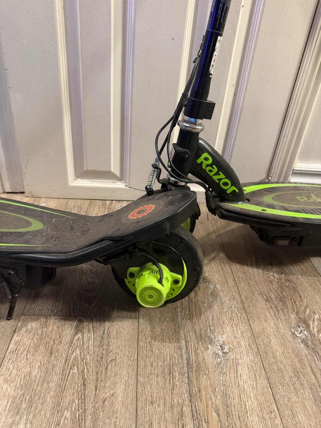 Razor Power Core E90 Electric Scooter - photo 3