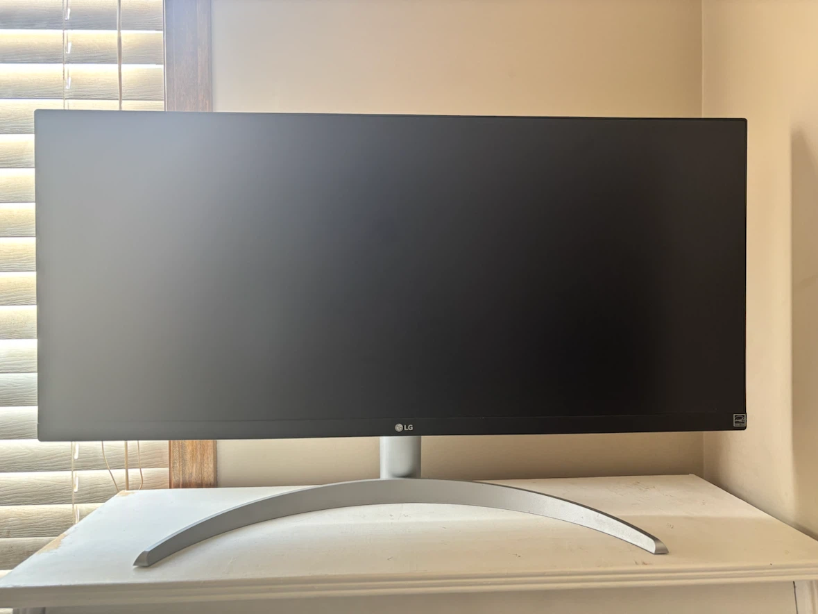 LG 29WQ600-W Ultrawide Monitor