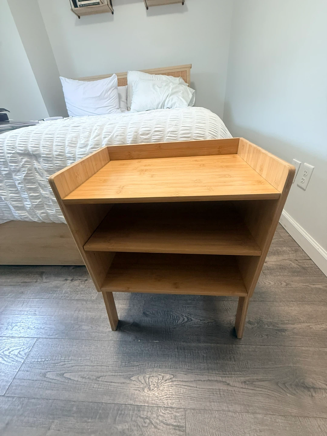 Modern Nightstand – Like New