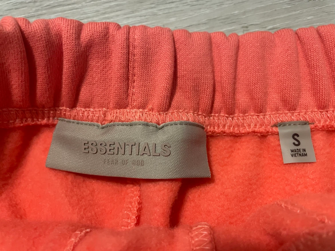 Essentials FOG Coral Shorts - photo 5