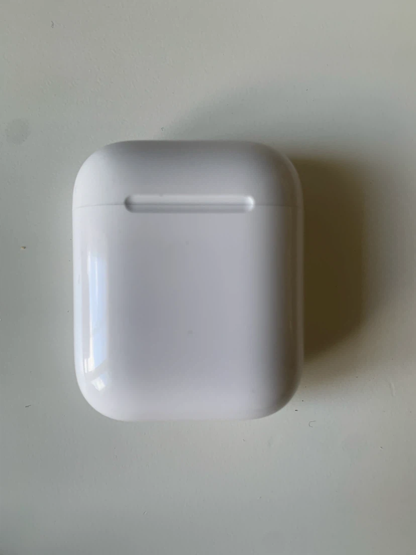 Apple AirPods 2nd Gen - photo 2