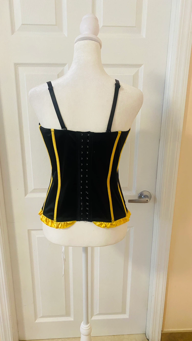 Batgirl corset size large - photo 3
