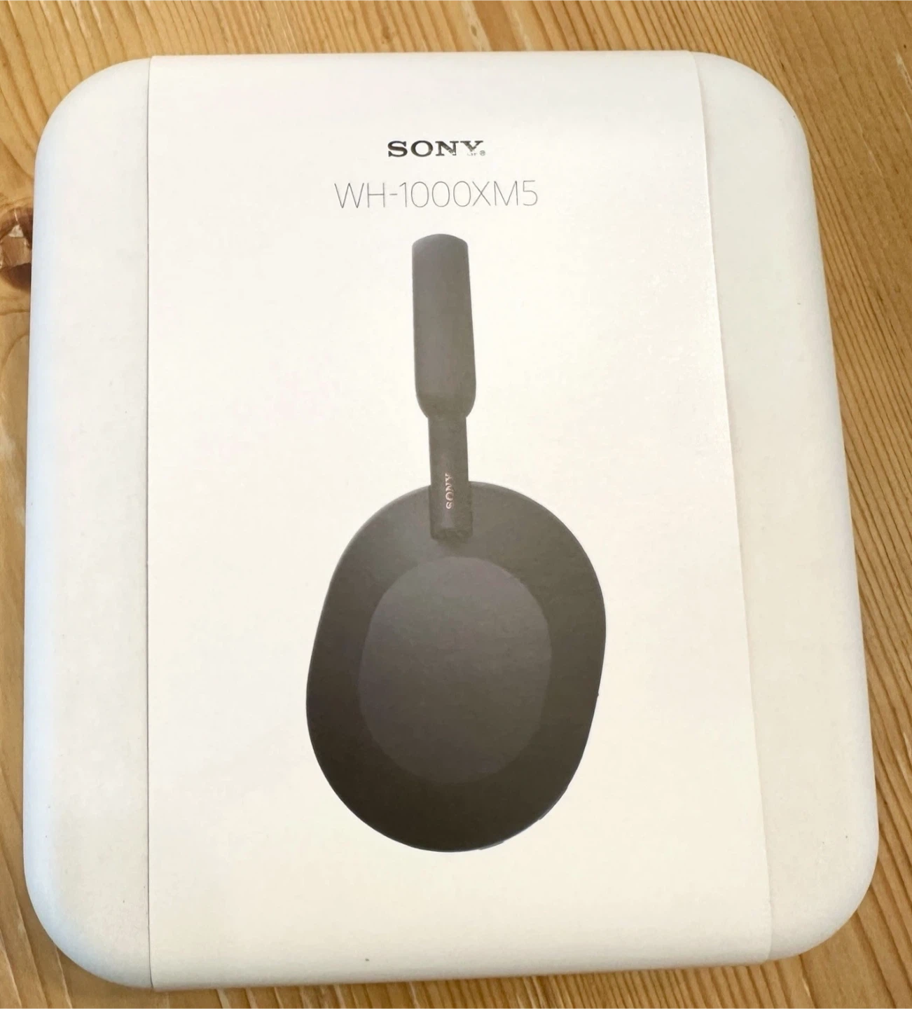 Sealed Sony WH-1000XM5