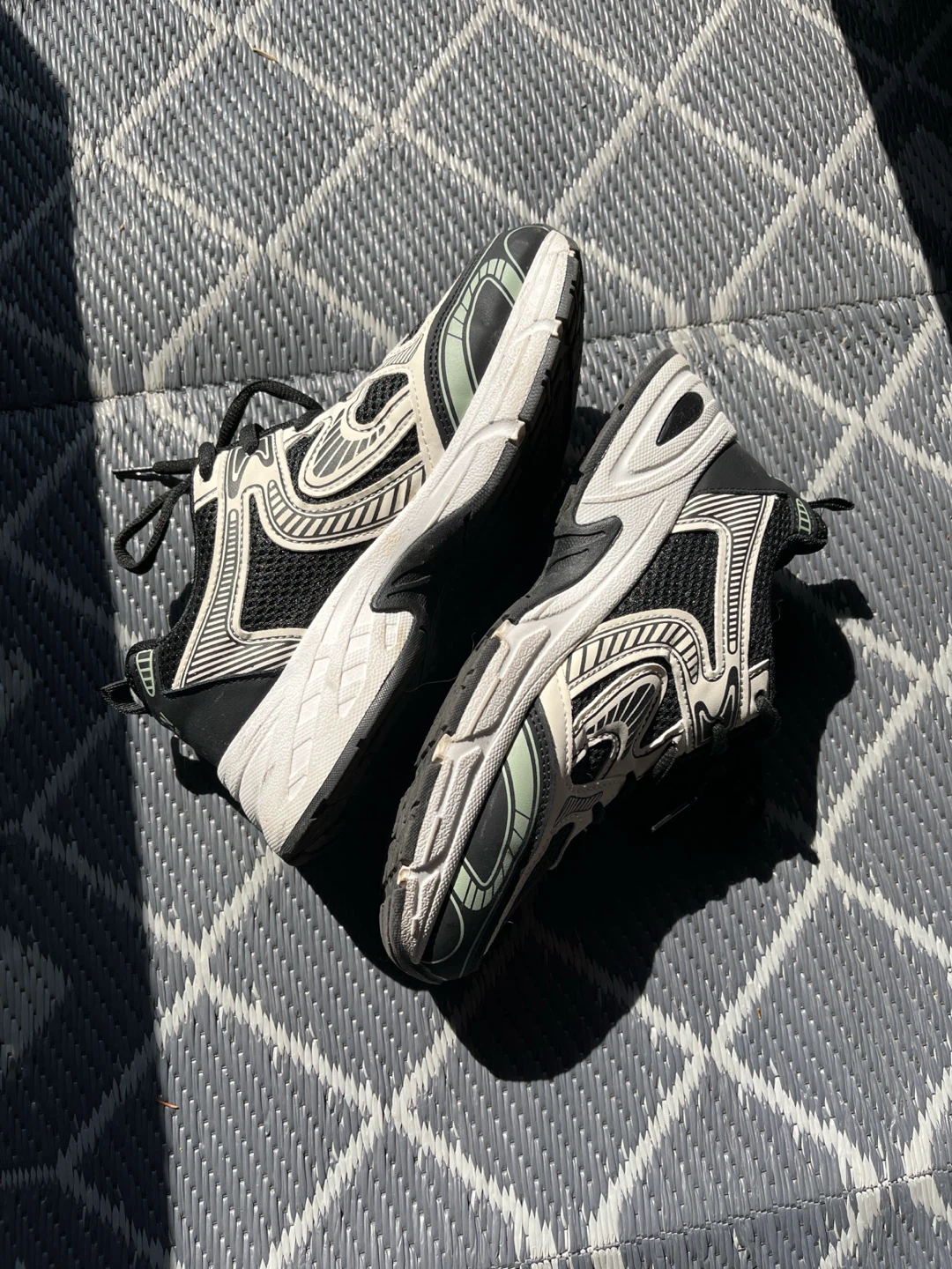 Black & White Sneakers - photo 3