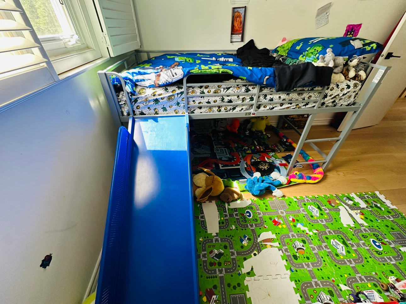 DHP Junior Twin Metal Loft Bed with Slide - photo 4