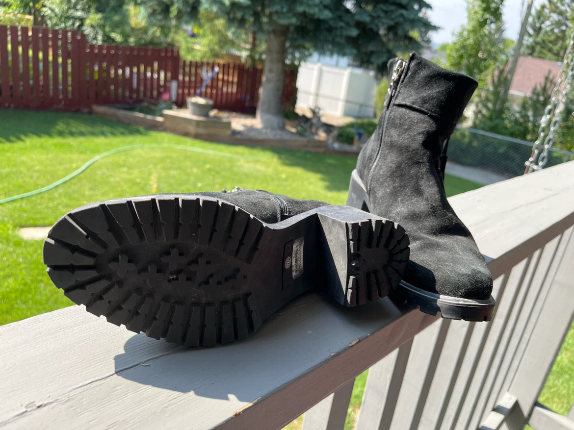 Black Suede Ankle Boots with Tassels - photo 3