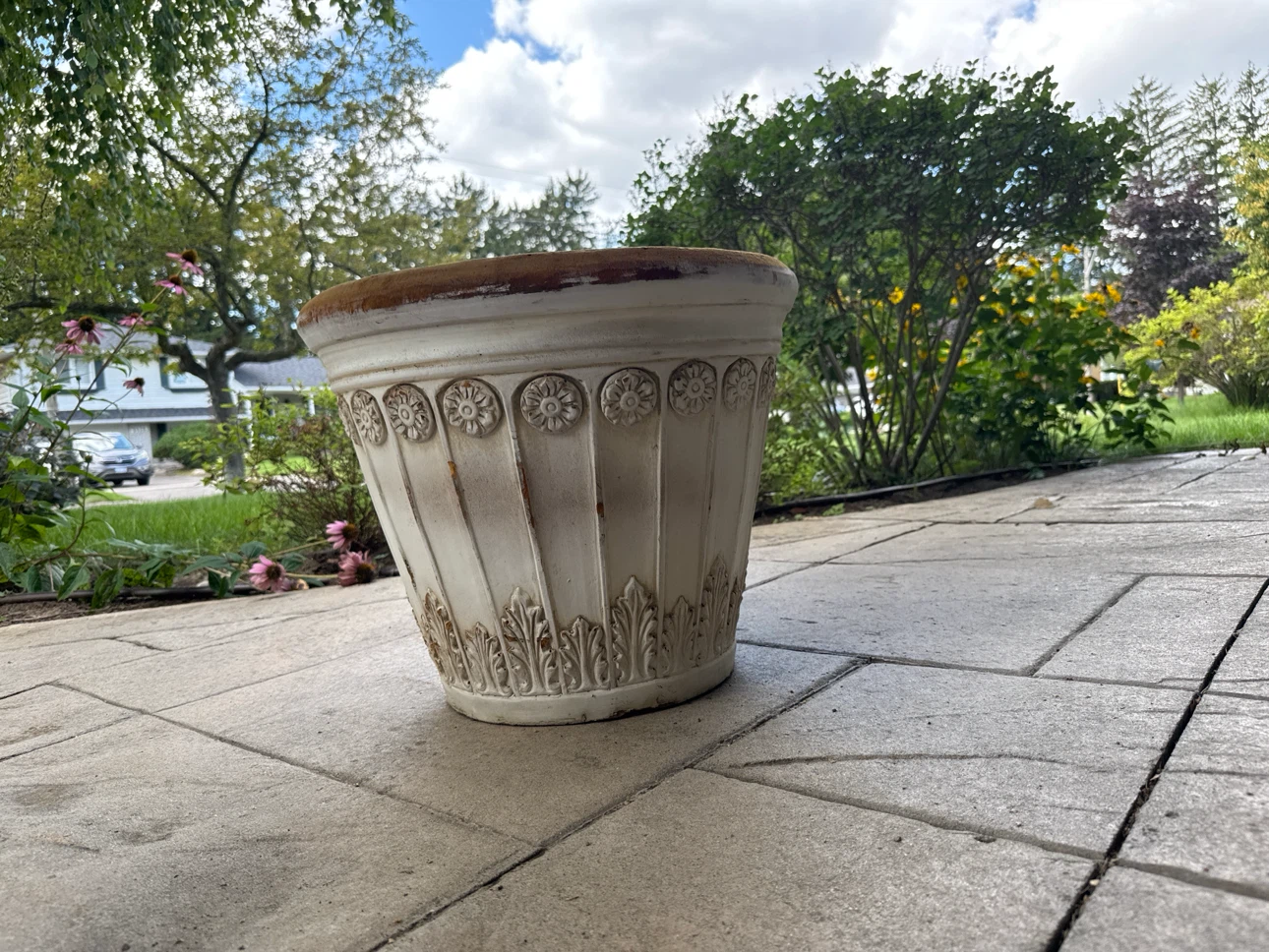 Decorative Garden Planter Pot 18 inches high 20 inches wide - photo 3
