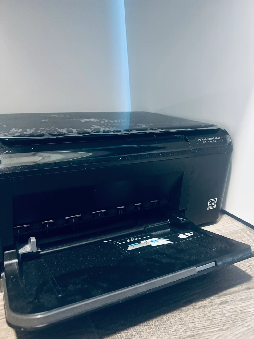 HP Photosmart C4640 All-in-One Printer - photo 3