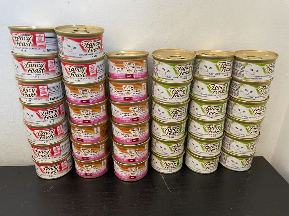 38 Cans Fancy Feast Wet Cat Food Lot