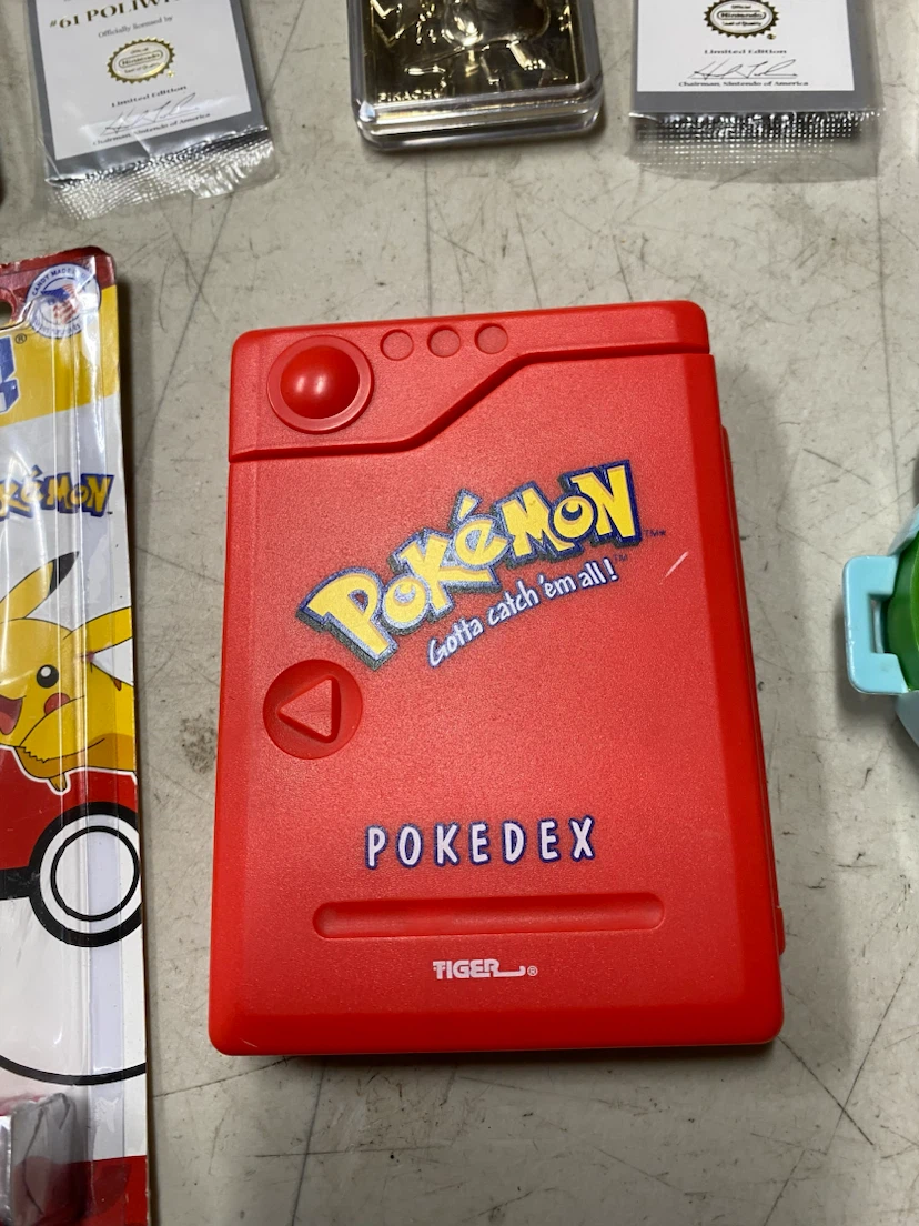 Pokémon vintage collectibles - photo 2