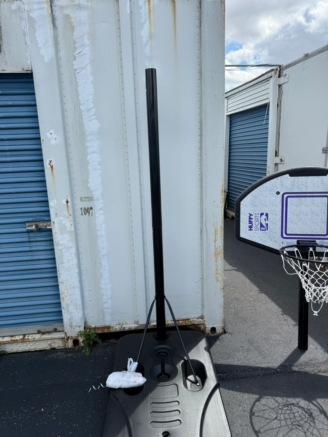 Huffy Sports Team Pro Portable Basketball Hoop - photo 3