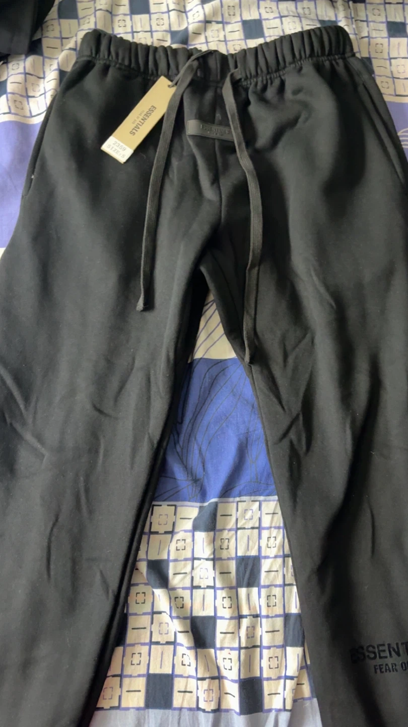 ESSENTIALS Fear of God Black Sweatpants Size S