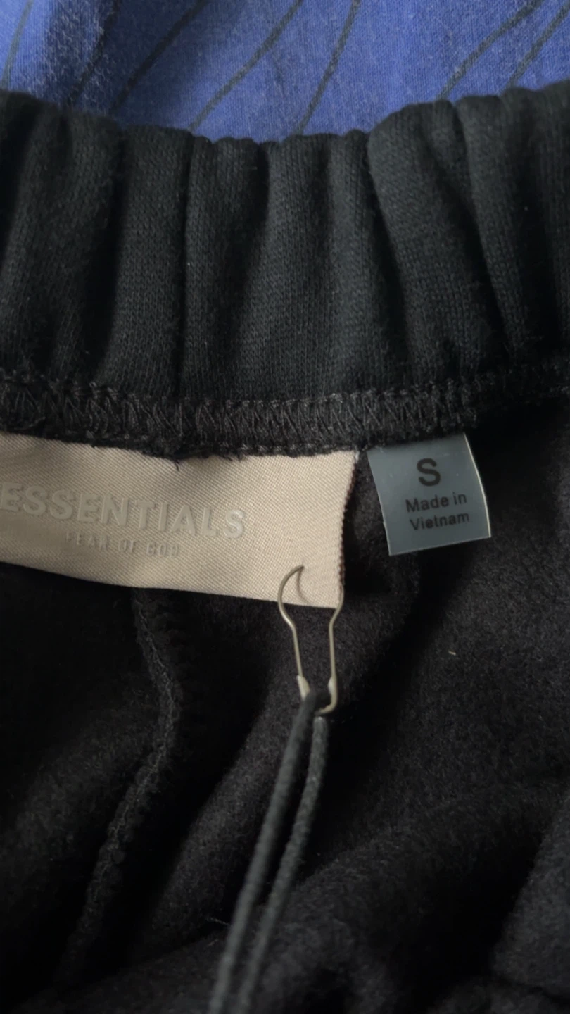 ESSENTIALS Fear of God Black Sweatpants Size S - photo 4