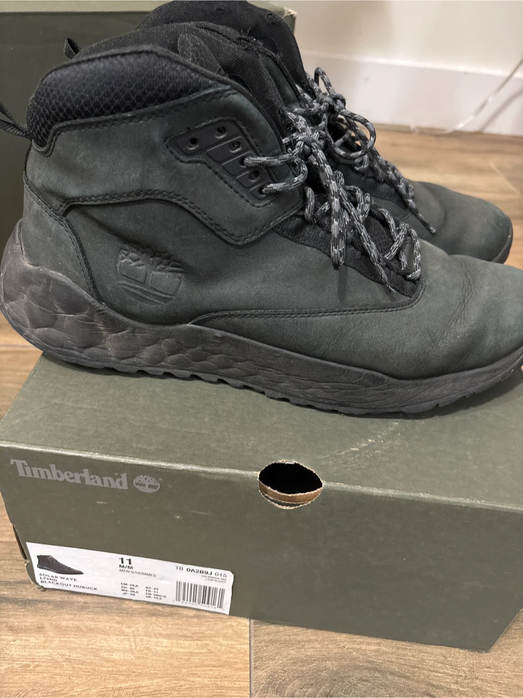 Timberland Solar Wave Mid Blackout Nubuck Boots - Size 11