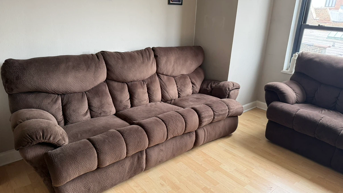 Brown Reclining Sofa - photo 4