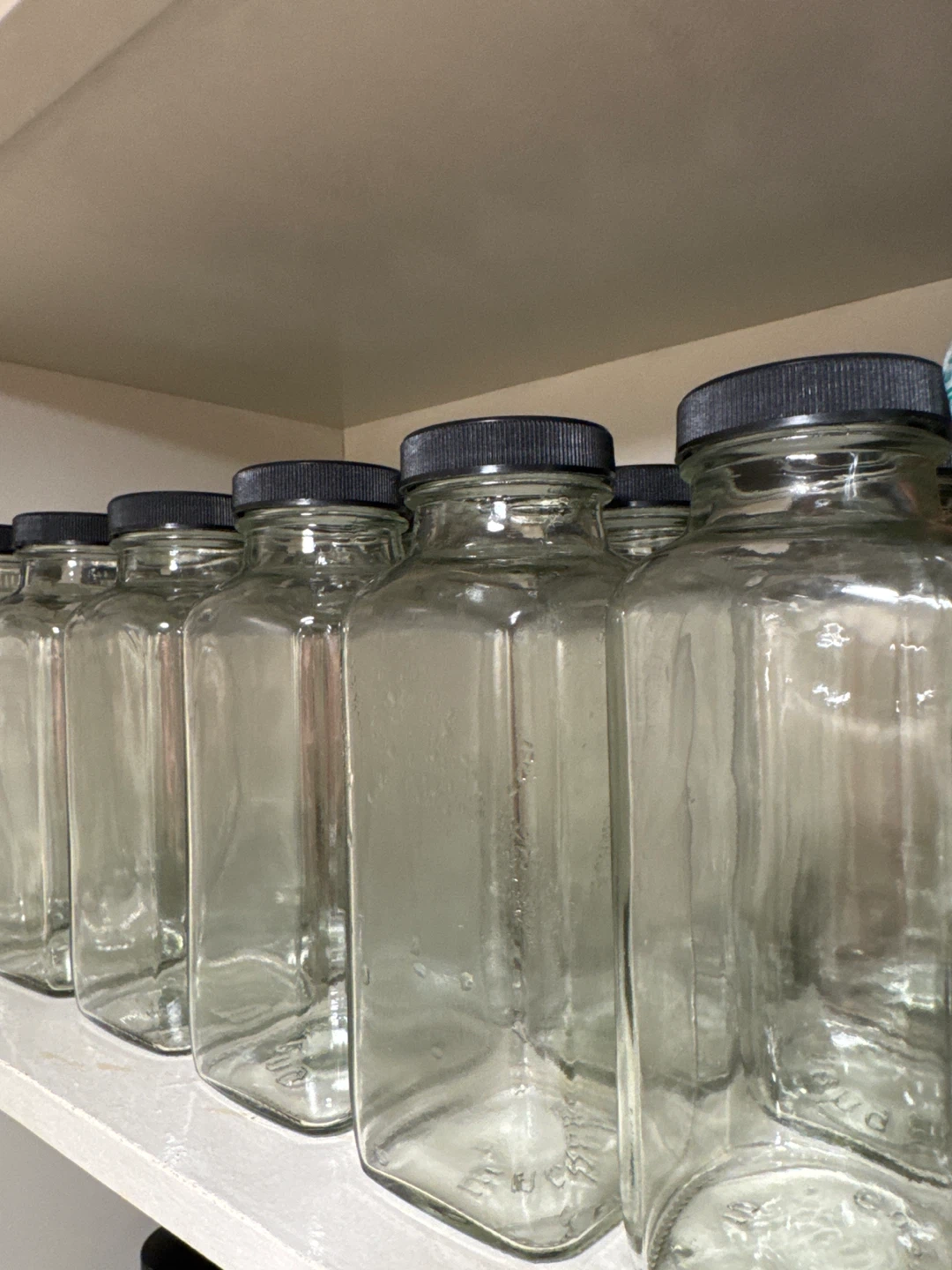 24 Pack 8 oz Glass Juice Bottles with Lids - photo 2