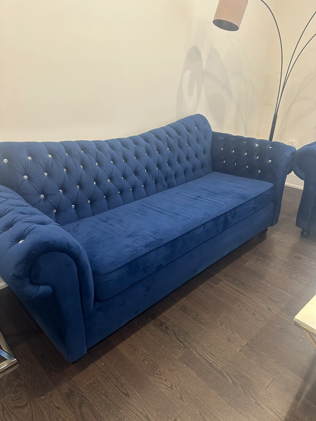 Blue Velvet Tufted Sofa - photo 2