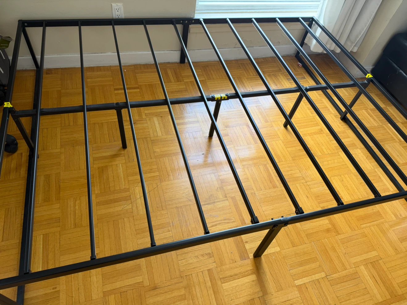 Zinus Queen Bed Frame - photo 3