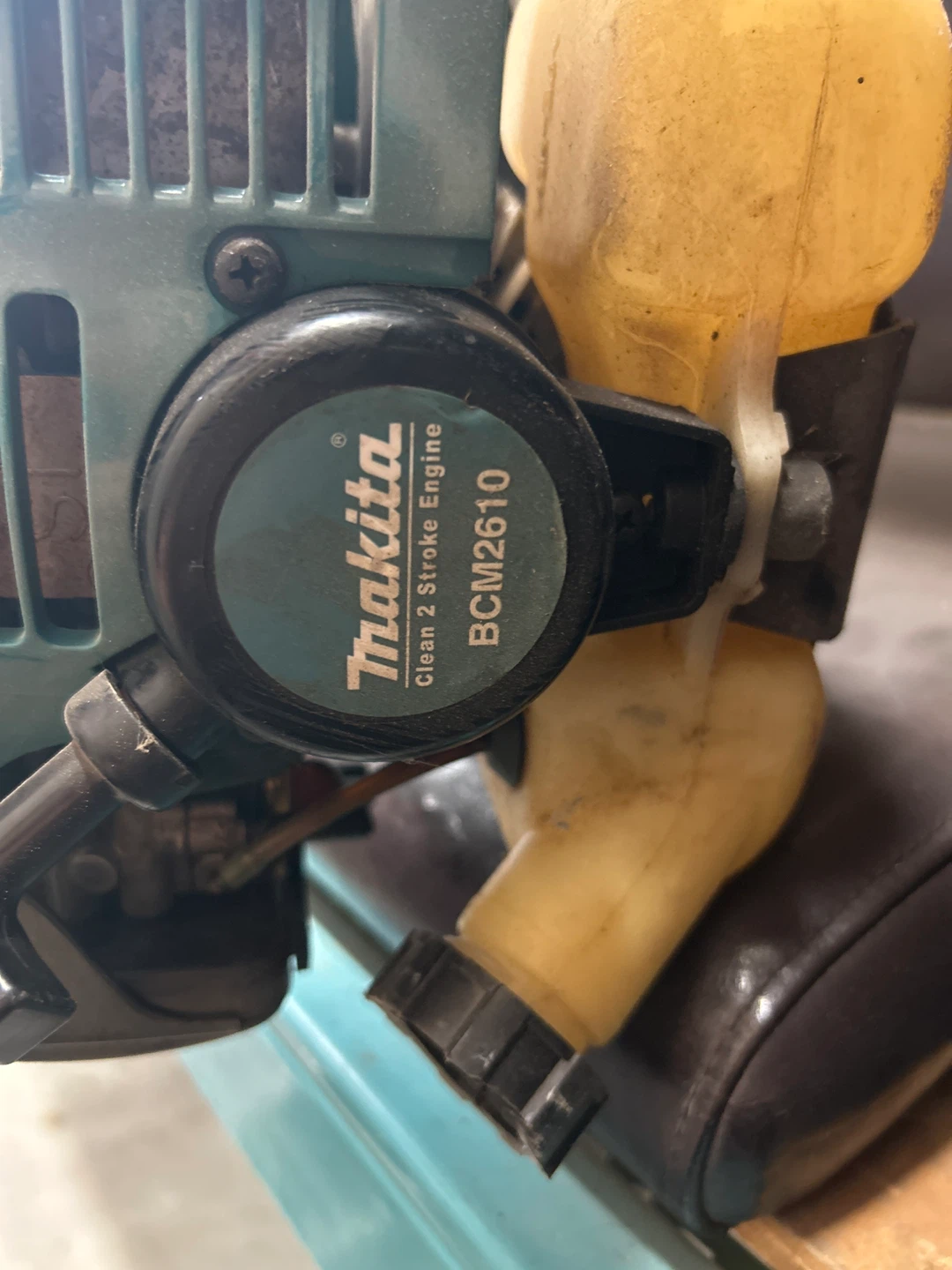 Makita trimmer