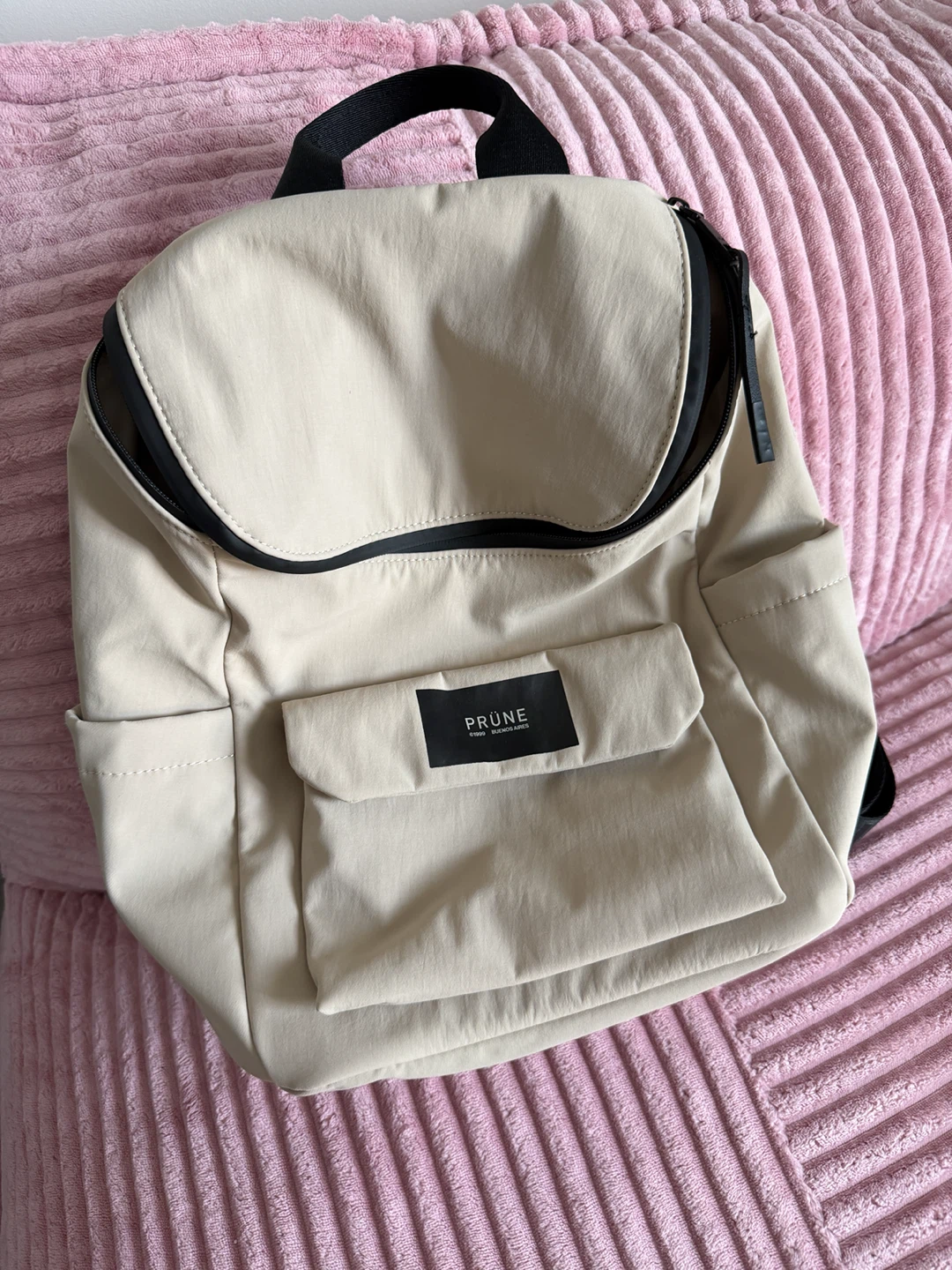 Prüne Beige Backpack
