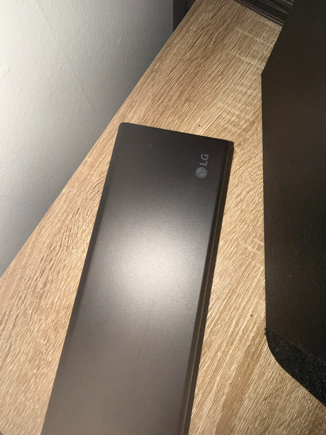 LG Soundbar and Wireless Subwoofer - photo 2