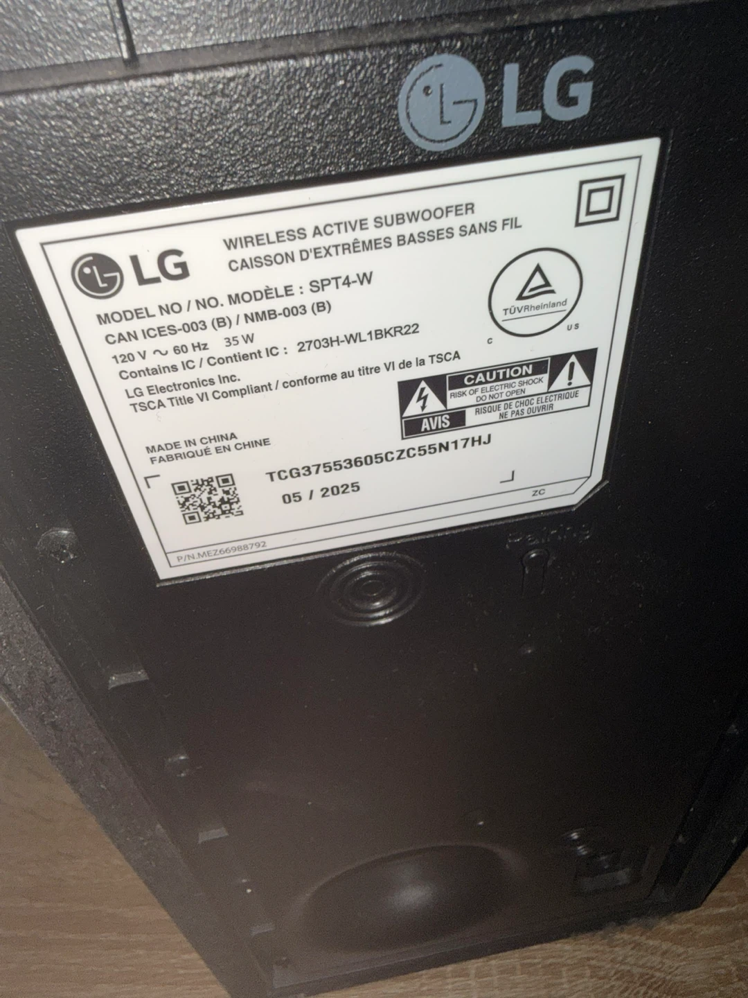 LG Soundbar and Wireless Subwoofer - photo 3