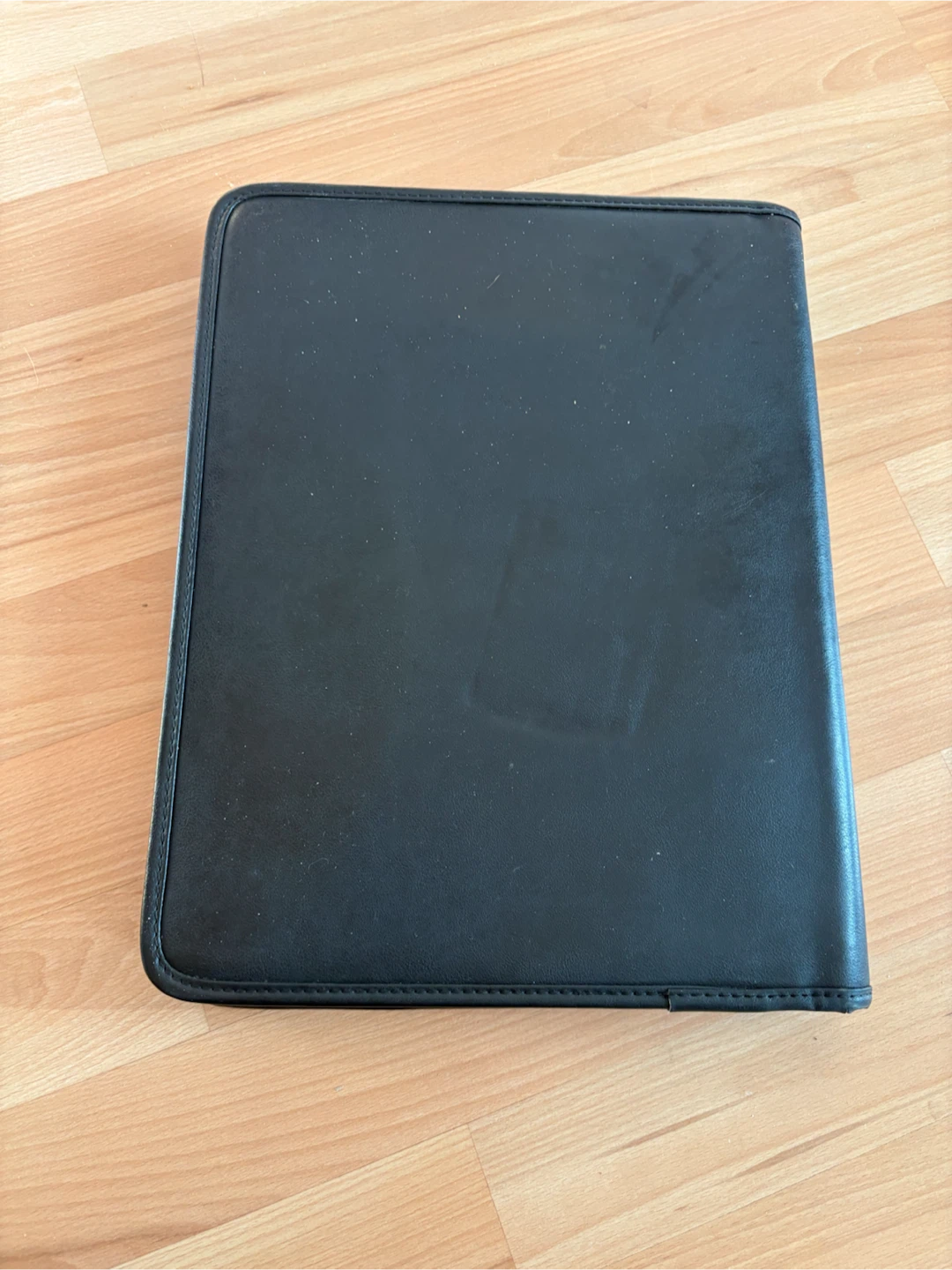 Leather Zip Portfolio Organizer $10 firm - photo 3
