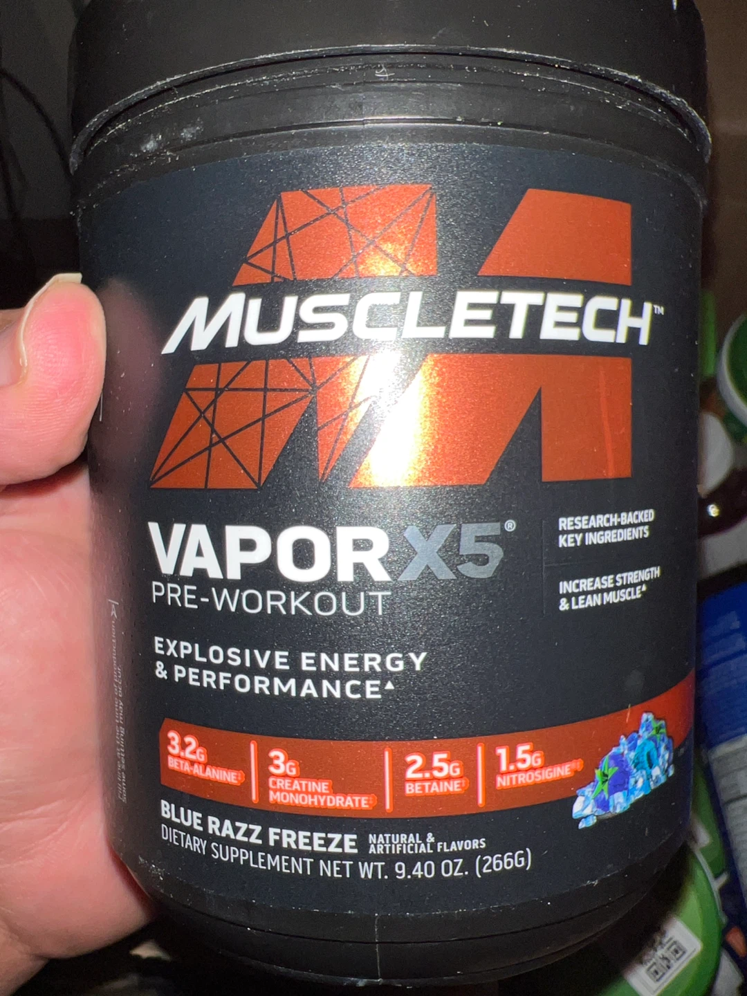 MuscleTech VaporX5 Pre-Workout Blue Razz Freeze 9.40 oz