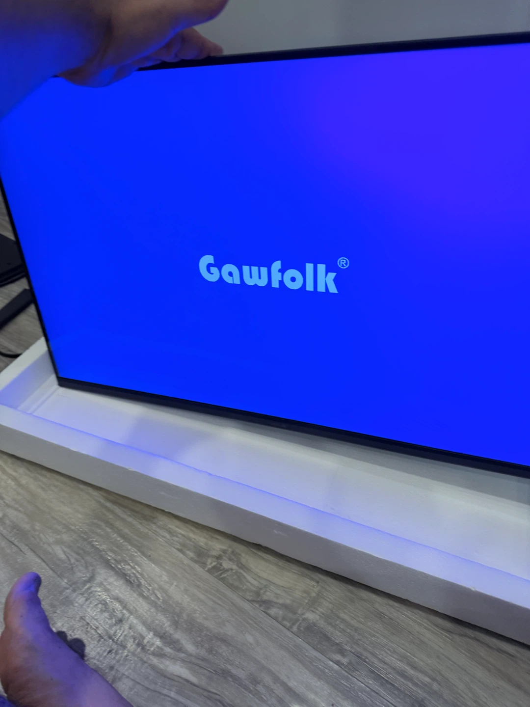 Gawfolk 32” super monitor