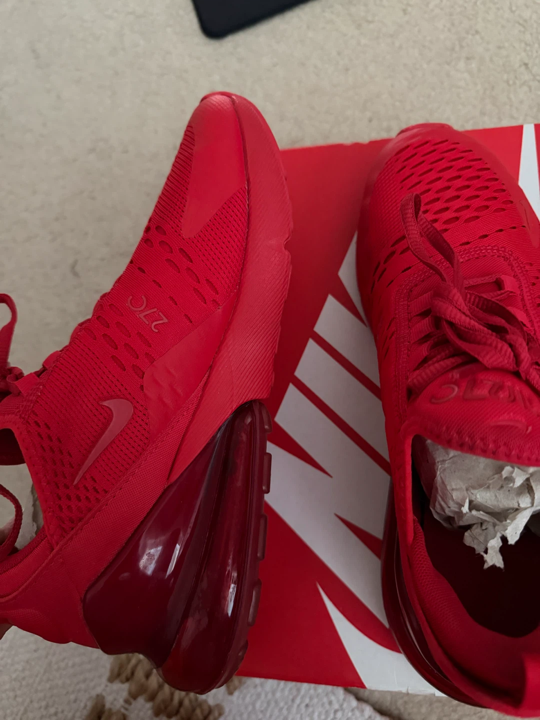 Nike Air Max 270 size 6.5Y - photo 3