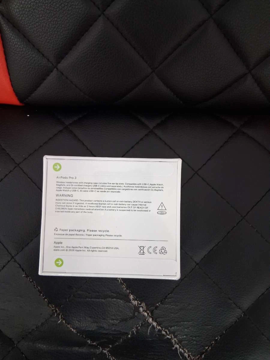 Apple AirPods Pro 3rd Gen Wireless Earbuds - photo 3