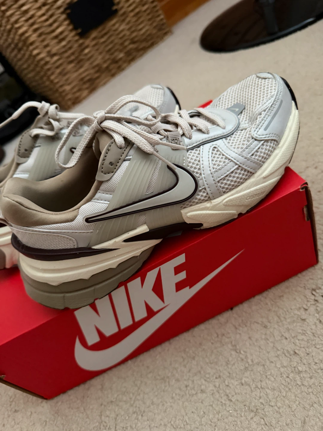 Nike V2K Run size 8 - photo 3