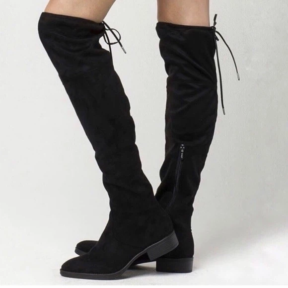 Black Boots