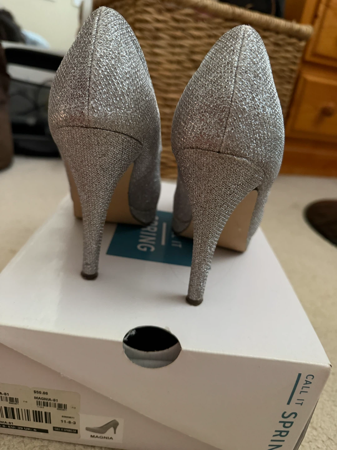 Sparkly Heels size 8 - photo 3