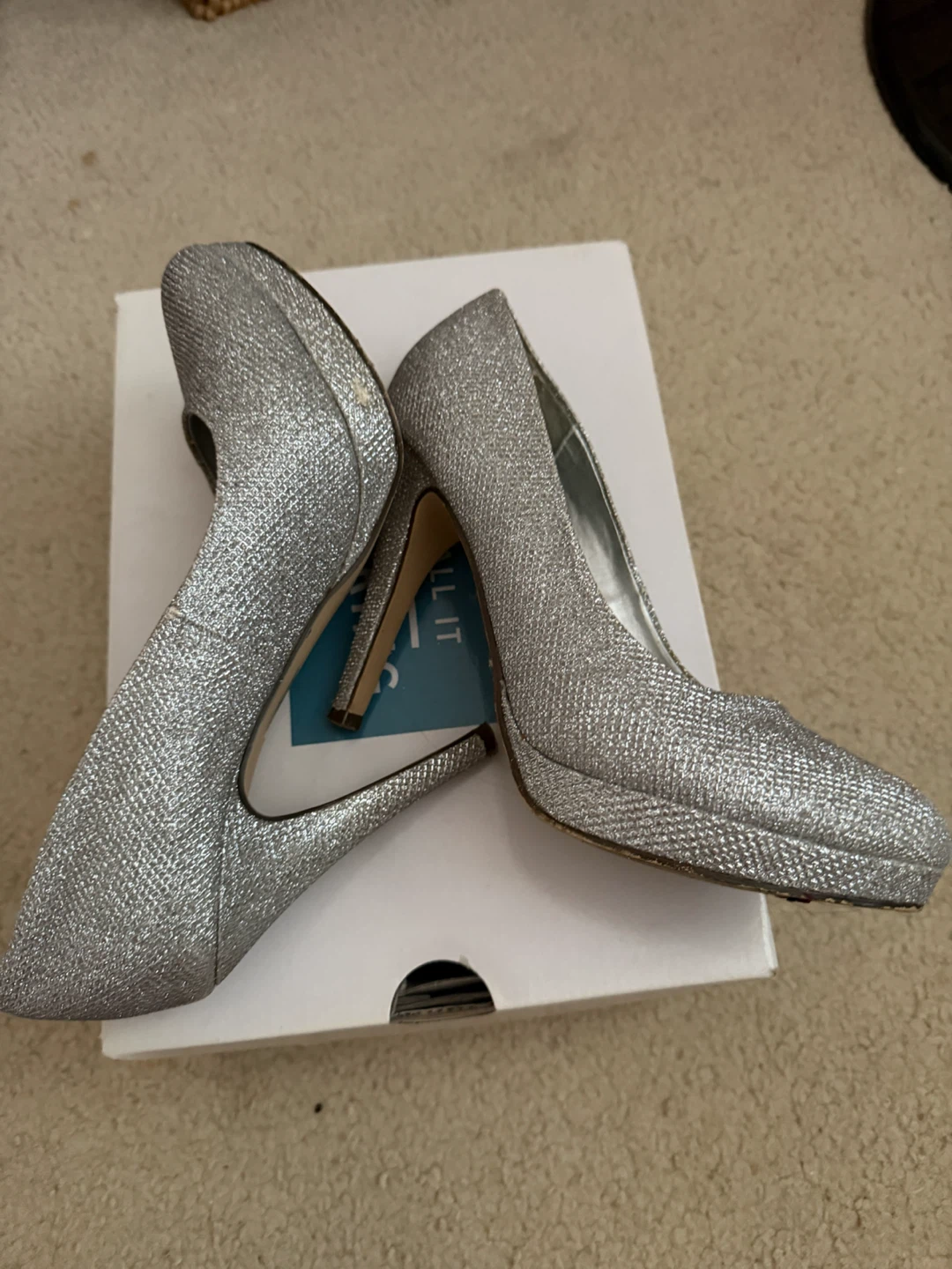 Sparkly Heels size 8 - photo 4