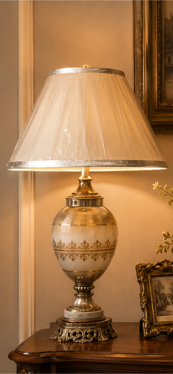 Pair of ornate table lamps. Each - photo 2