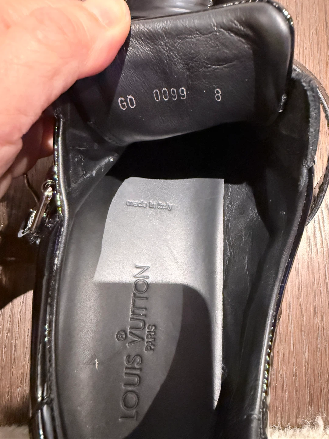 Louis Vuitton Black Patent Leather Buckle Shoes Size 8 - photo 3