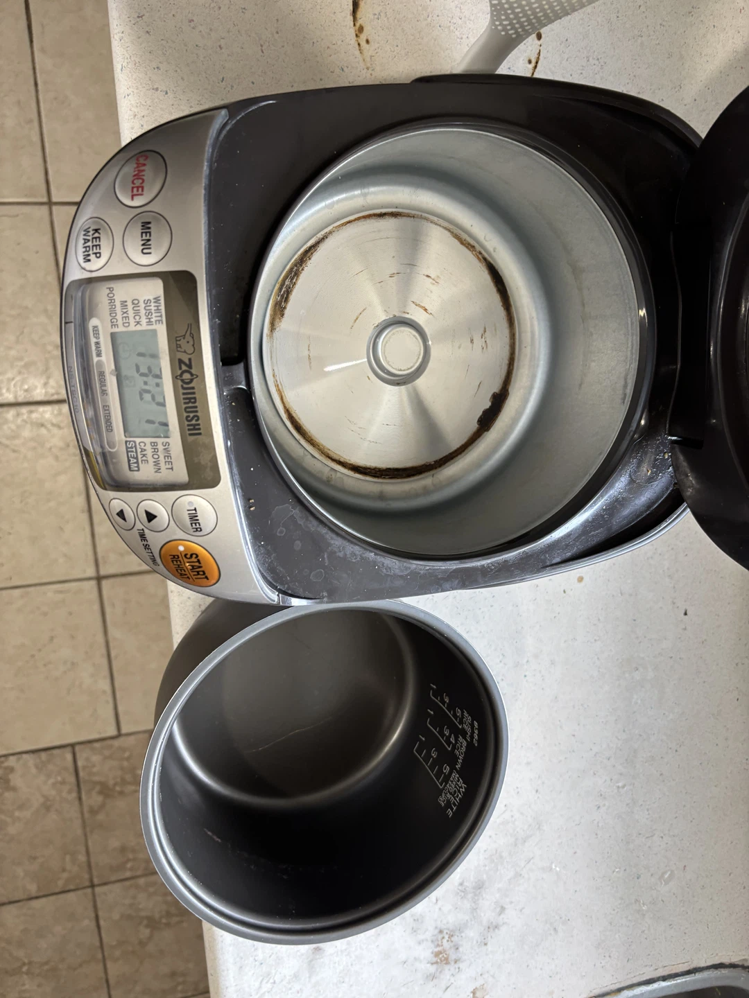 Zojirushi NS-TSC10 Micom Rice Cooker and Warmer, 5.5 cups