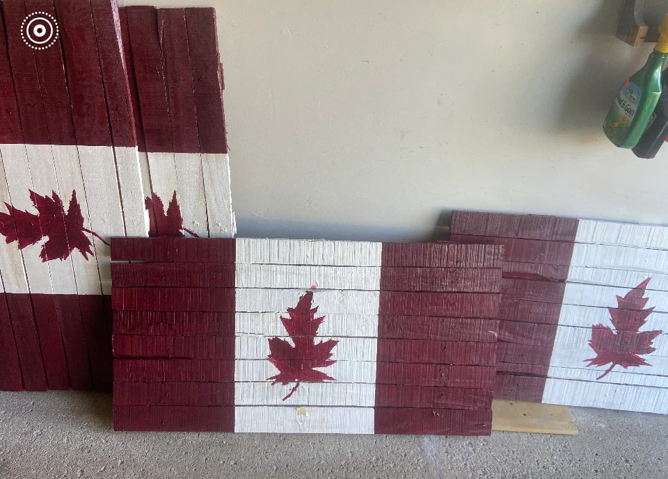 Canadian Flag indian cate wood Decor Pieces