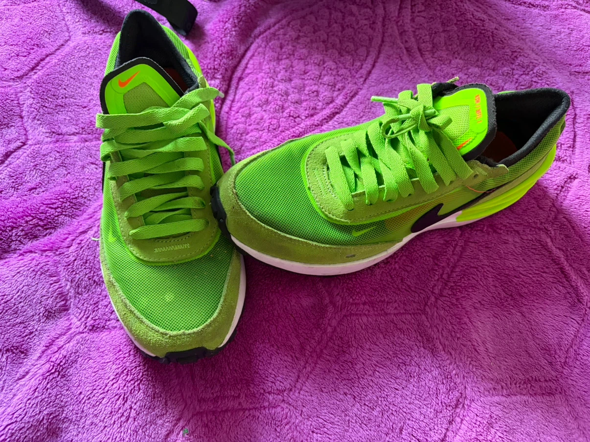 Nike Waffle One SE Bright Green Sneakers - photo 3