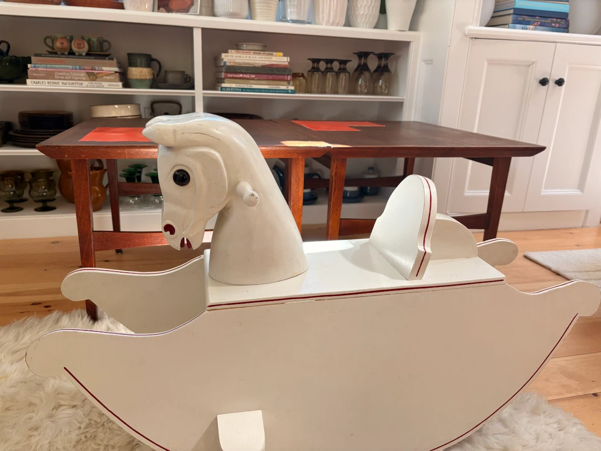 White rocking horse toy - photo 2