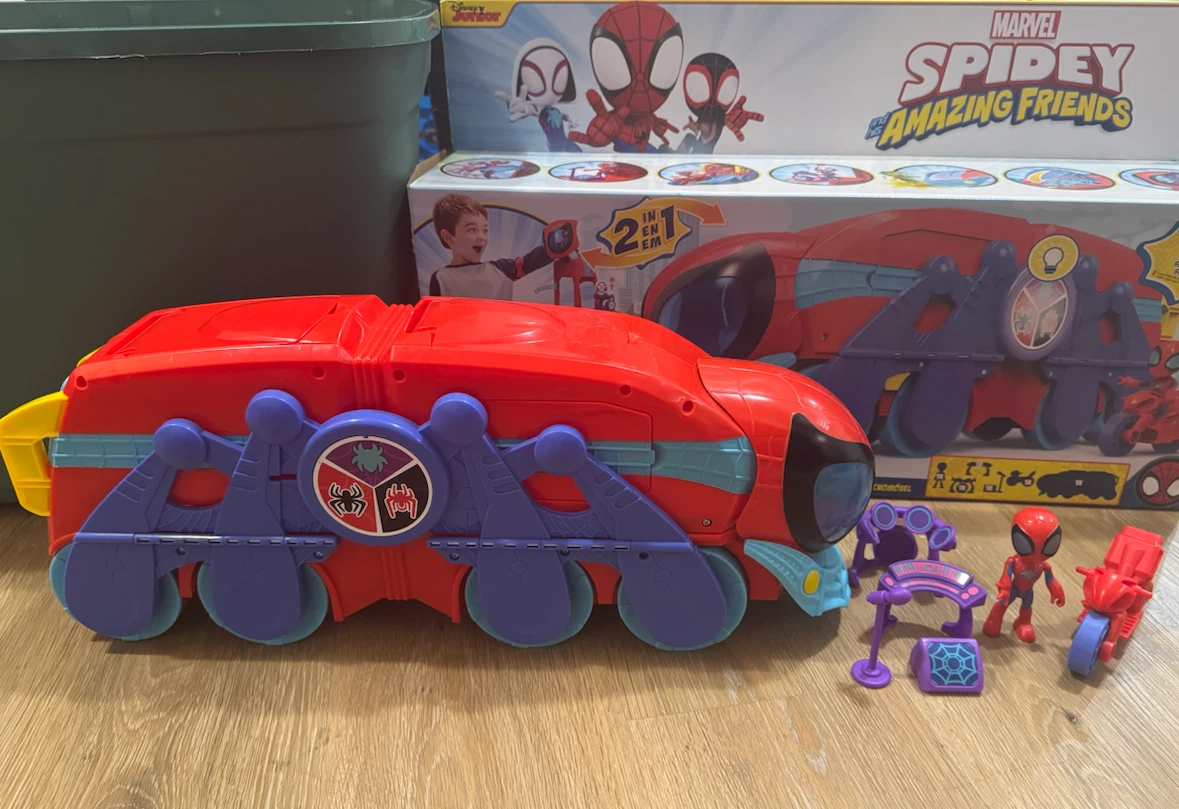 Spidey and his Amazing Friends Spider Crawl 2 in 1 Headquarters