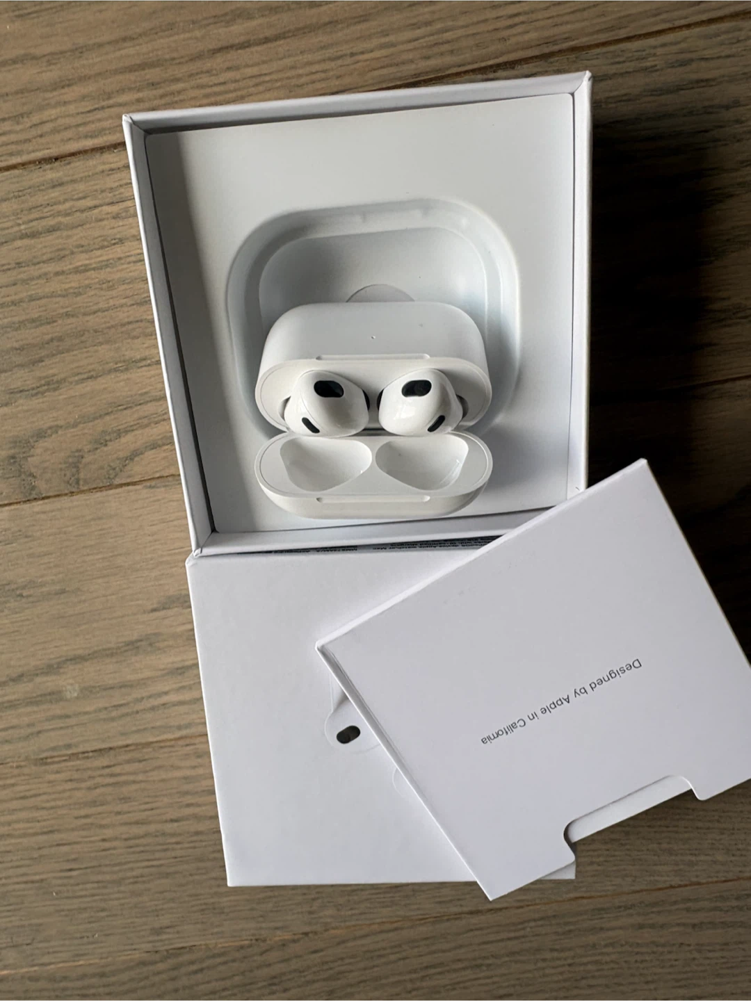 Apple AirPods Pro (2nd generation) with MagSafe Charging Case - photo 4