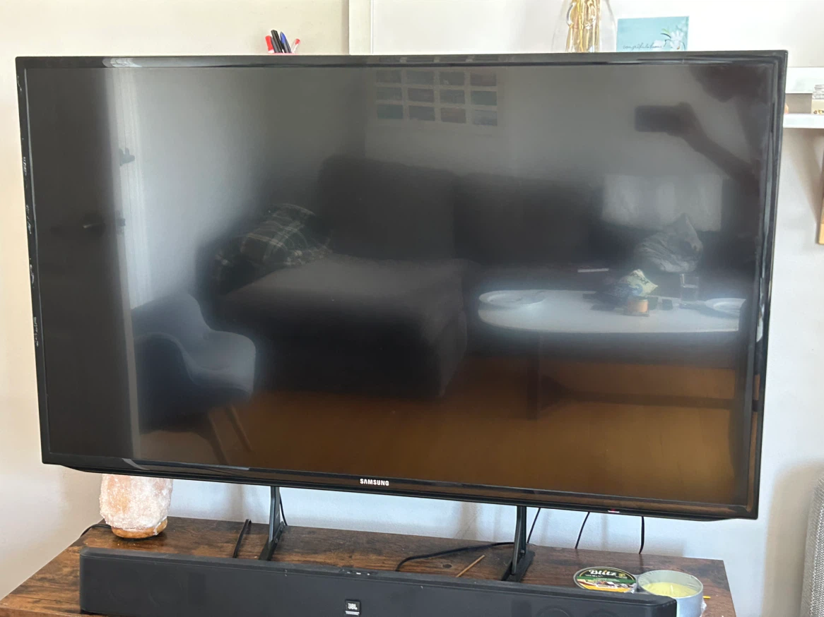 Samsung 50-inch Smart TV