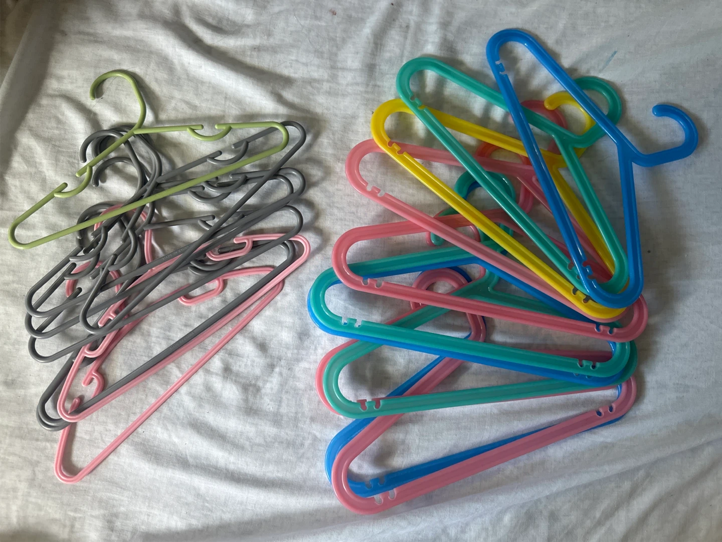 Kids Plastic Hangers - 22 pcs