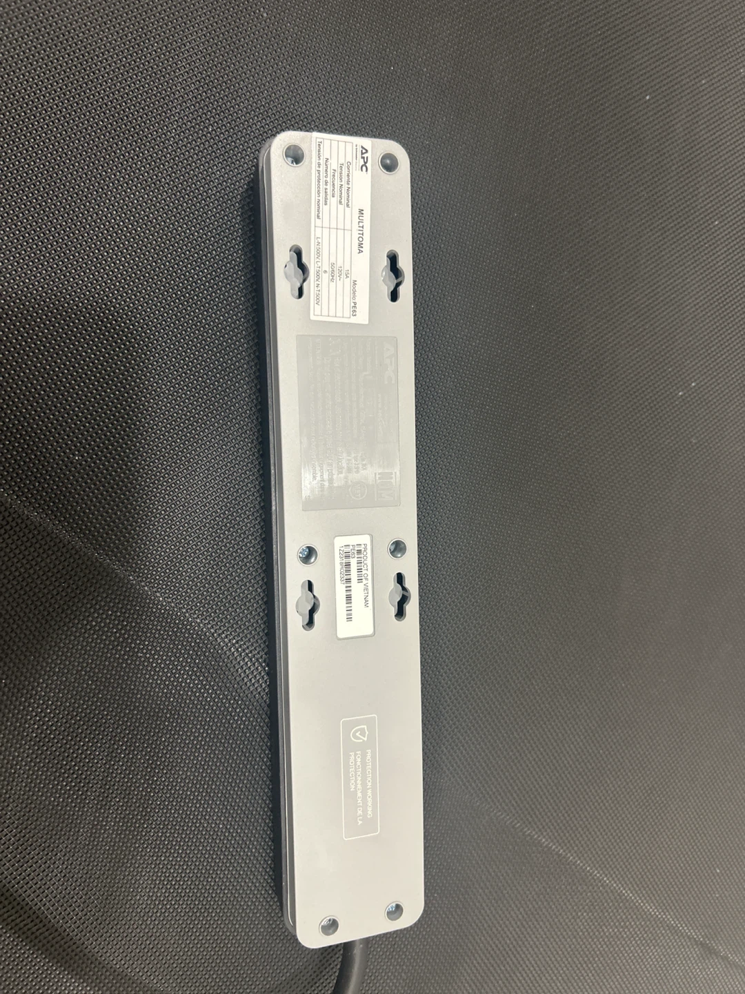APC Surge Protector Power Strip - photo 2